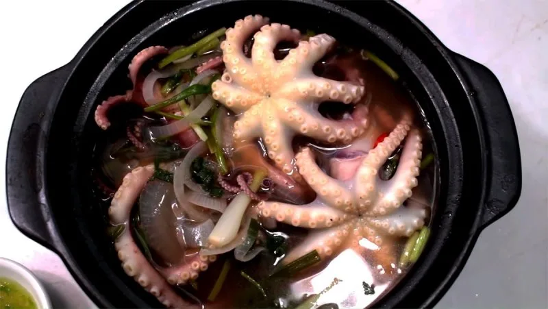 huong-vi-thom-ngon-cua-mon-bach-tuoc-nhung-giam-day-dinh-duong