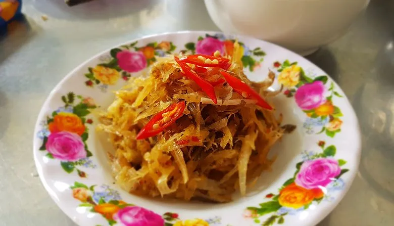 huong-dan-lam-kho-ca-duoi-rim-toi-ot