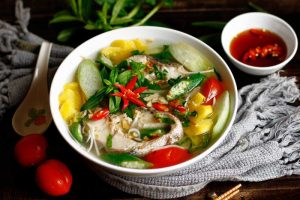 Hương vị ngon ngất ngây của canh chua cá lóc - Công thức gia đình tinh tế